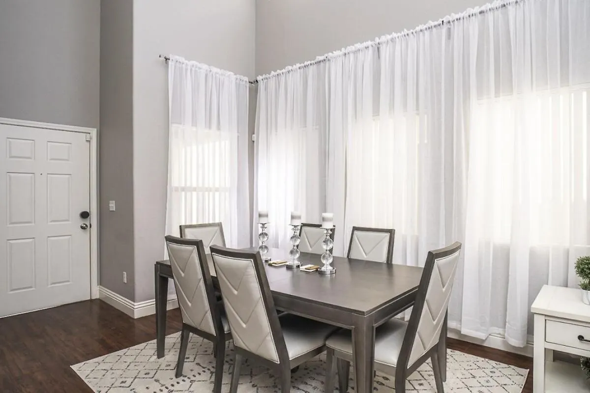 Hébergement de vacances Viva Vegas Cozy 3Br Home Minutes From The Strip Las Vegas