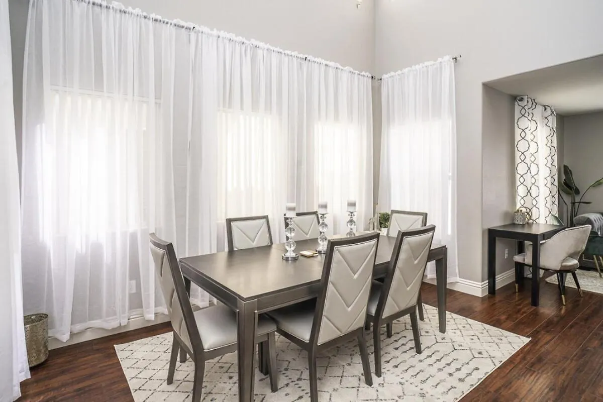 Viva Vegas Cozy 3Br Home Minutes From The Strip Las Vegas